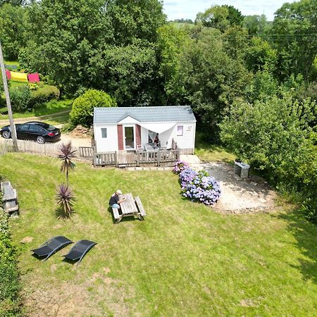 Mobil-Home A La Campagne Le Faou Exteriör bild