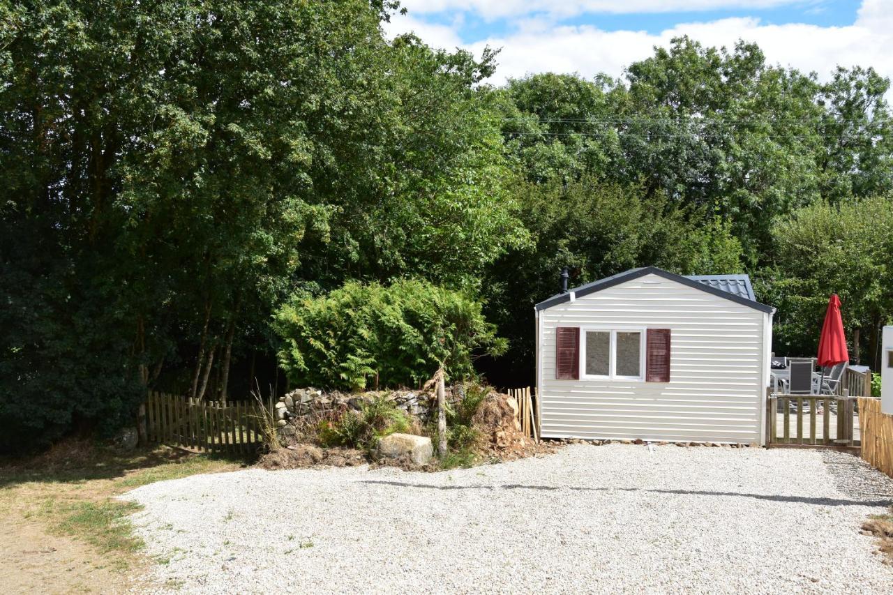Mobil-Home A La Campagne Le Faou Exteriör bild